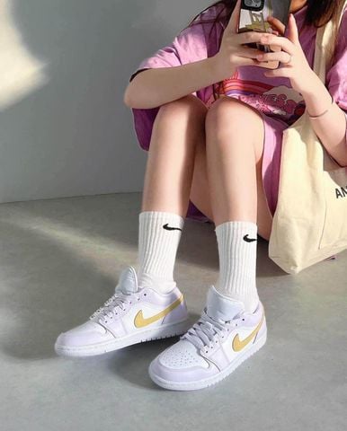 (ORDER) Nike Air Jordan 1 Low Barely Grape DC0774 501