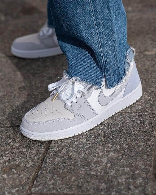 Air Jordan 1 Low Paris CV3043 100