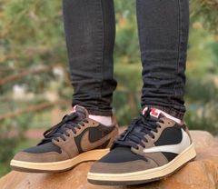 Air Jordan 1 Low OG Travis Scott CQ4277 001