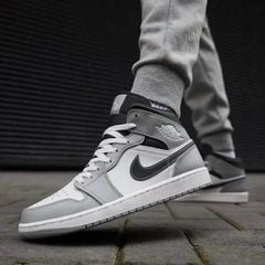 Nike Air Jordan 1 Mid Light Smoke Grey 2022 554724 078