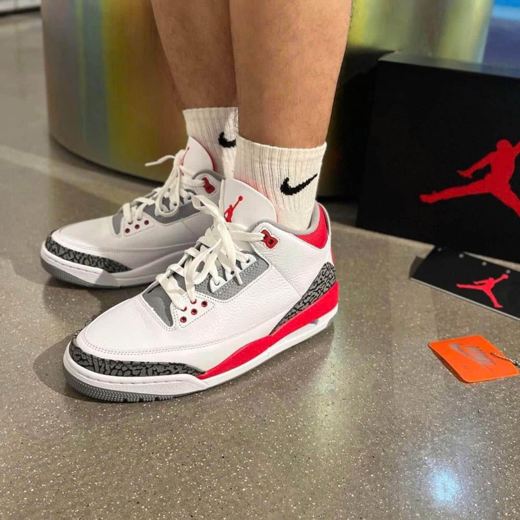 Air Jordan 3 Fire Red Dn3707 160