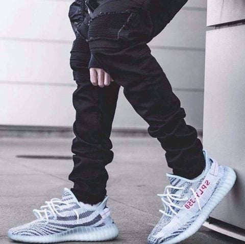 (ORDER) Adidas Yeezy 350 Blue Tint B37571