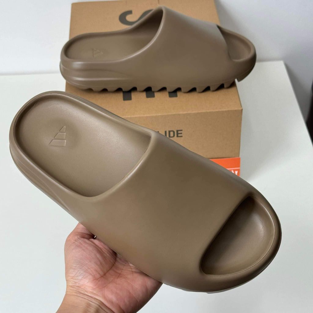 (ORDER) Yeezy Slide Earth Brown FV8425