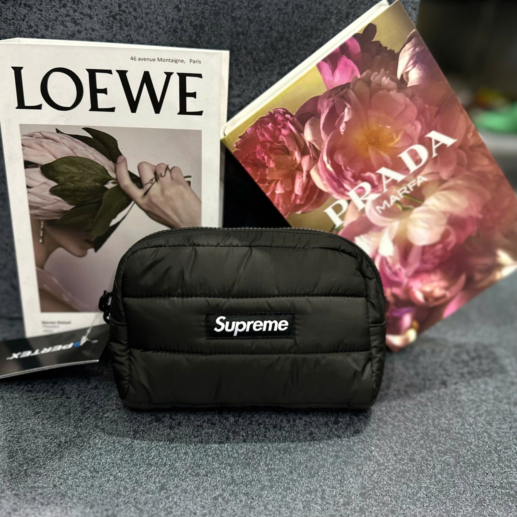 Supreme Puffer Pouch PERTEX ポーチ Fall/Winter 2022 Preview – Supreme