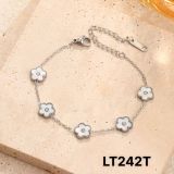  Lắc tay nữ Titan SST Official  Kiểu Hoa 5 cánh có nhụy nhỏ Không Đen Gỉ LT242T 