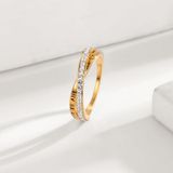  Nhẫn kiểu Vô cực khắc số la mã phối đá Chất liệu Titan cao cấp Không đen gỉ N246 