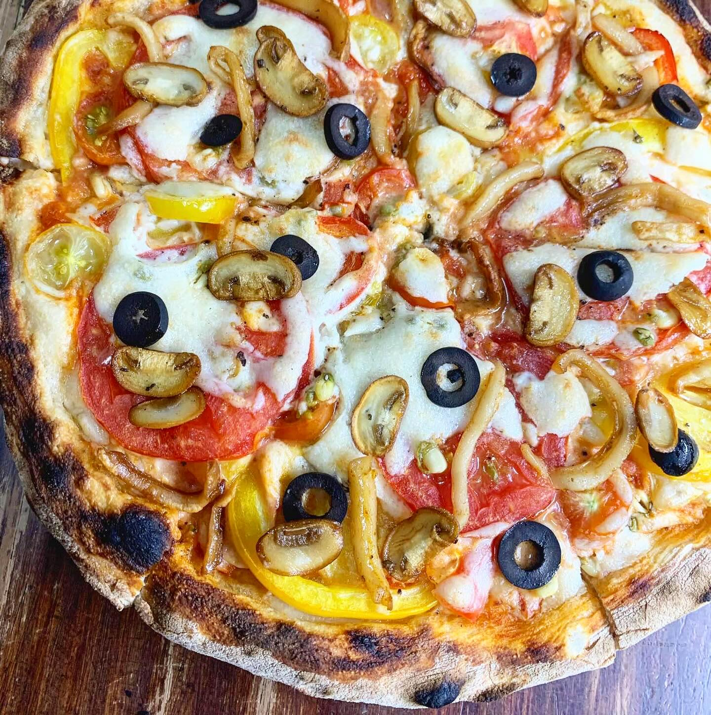 VEGAN SOURDOUGH  PIZZA TROPICAL