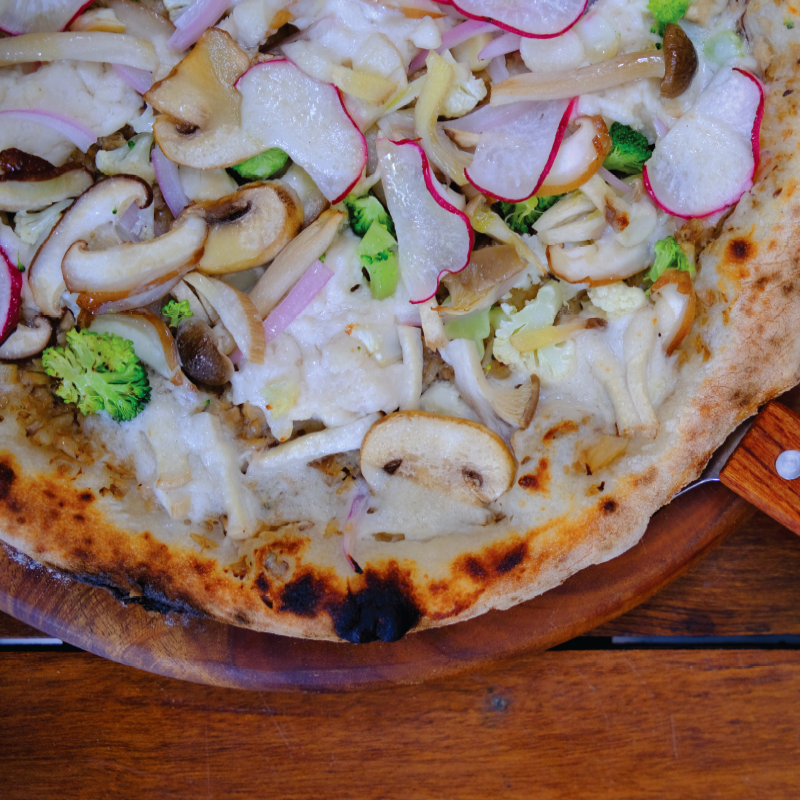 SOURDOUGH PIZZA MISO MUSHROOM