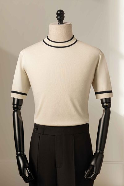 Áo mongtoghi trắng họa tiết kẻ đen cổ và tay - AP193