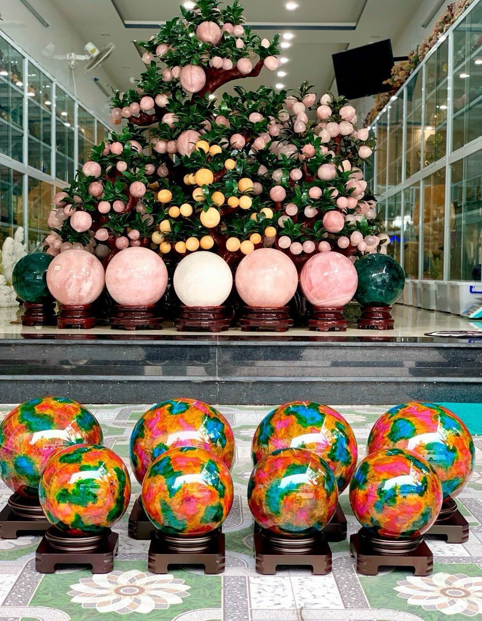  Bi cầu phong thuỷ Tứ quý lông công VVIP 