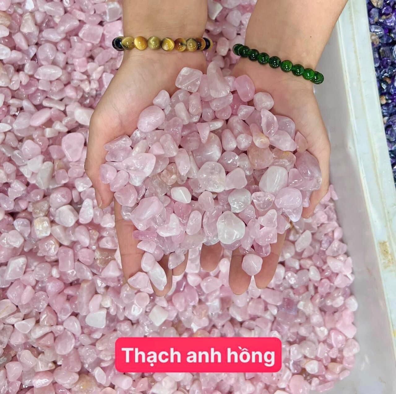  Vụn thạch anh đa sắc tự nhiên năng lượng cao ( đơn vị 1kg) 