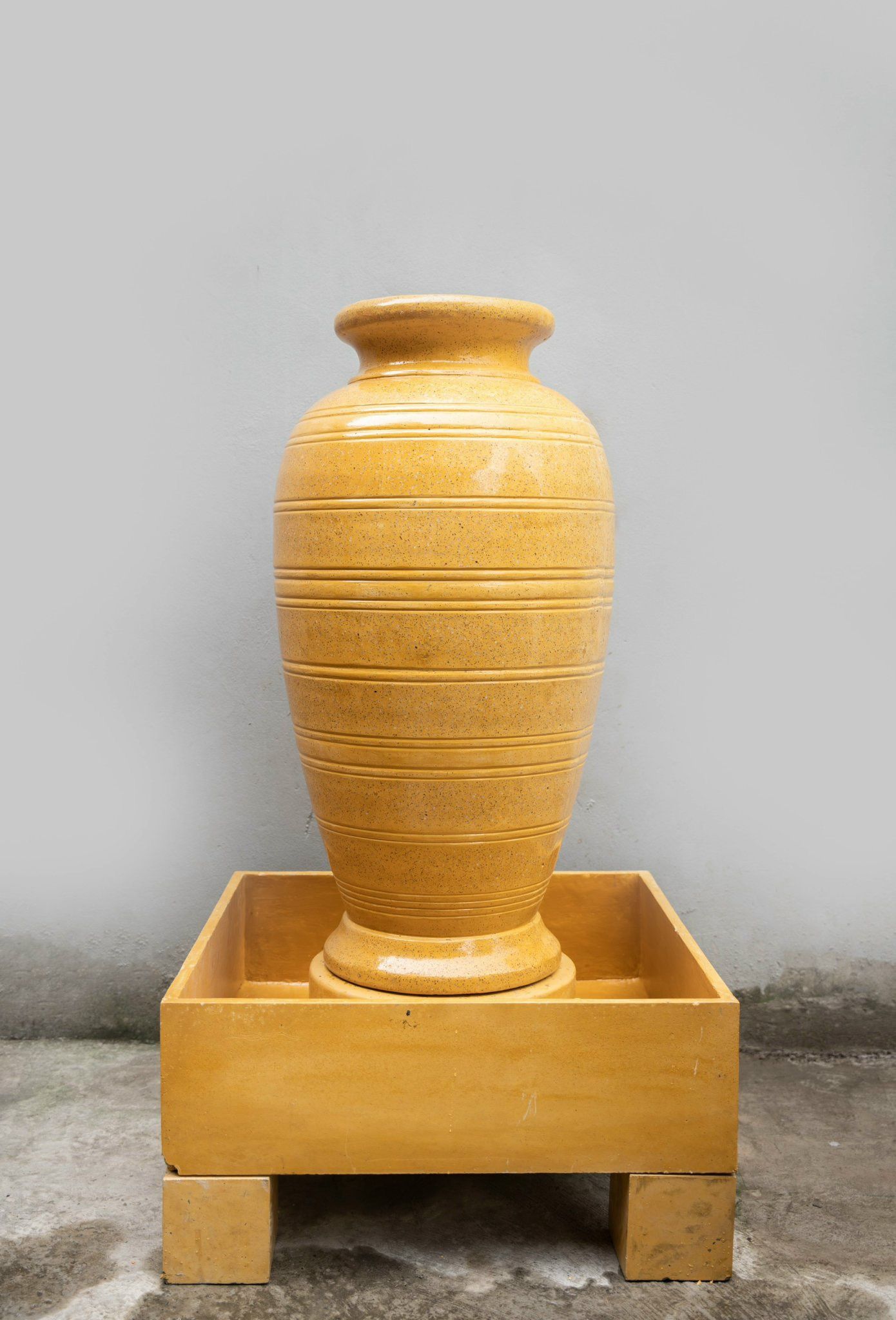  Thạch Thuỷ Bình Nâng Khí 