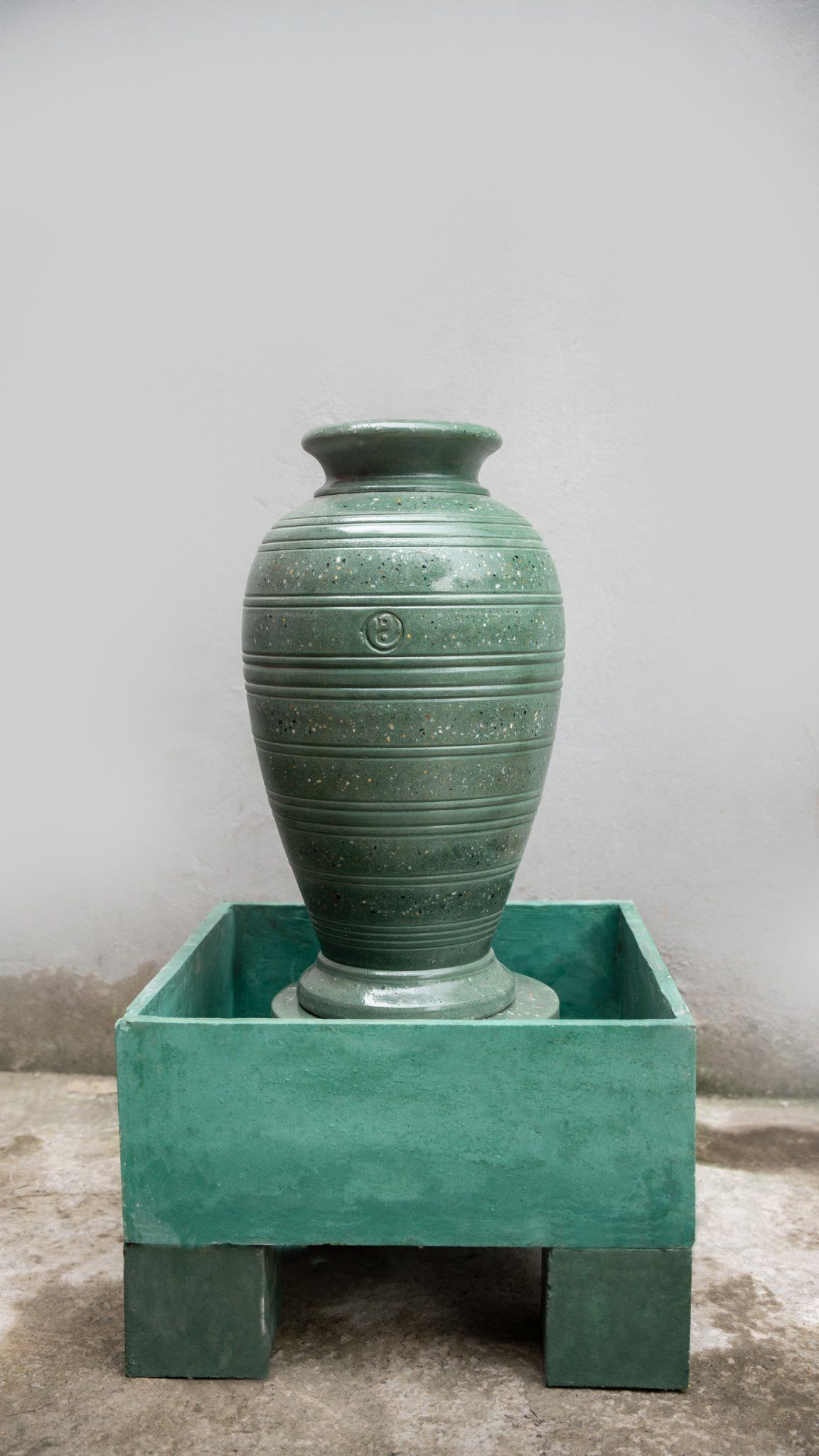  Thạch Thuỷ Bình Nâng Khí 