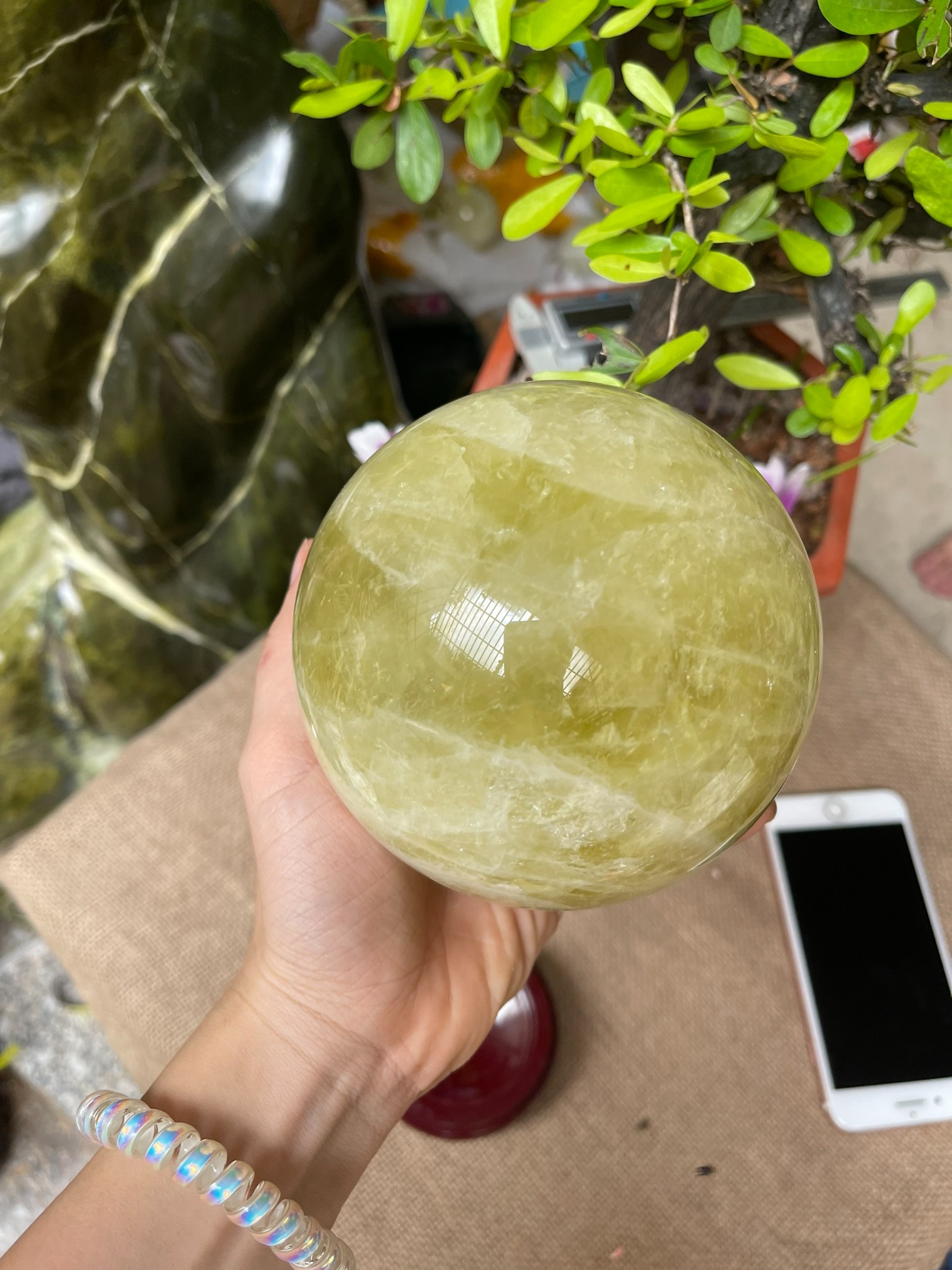  Bi cầu thạch anh vàng tự nhiên 1 -1,5kg 