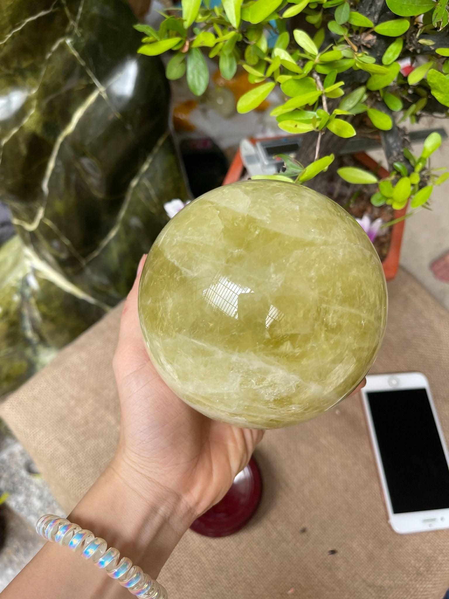  Bi cầu thạch anh vàng tự nhiên 1 -1,5kg 