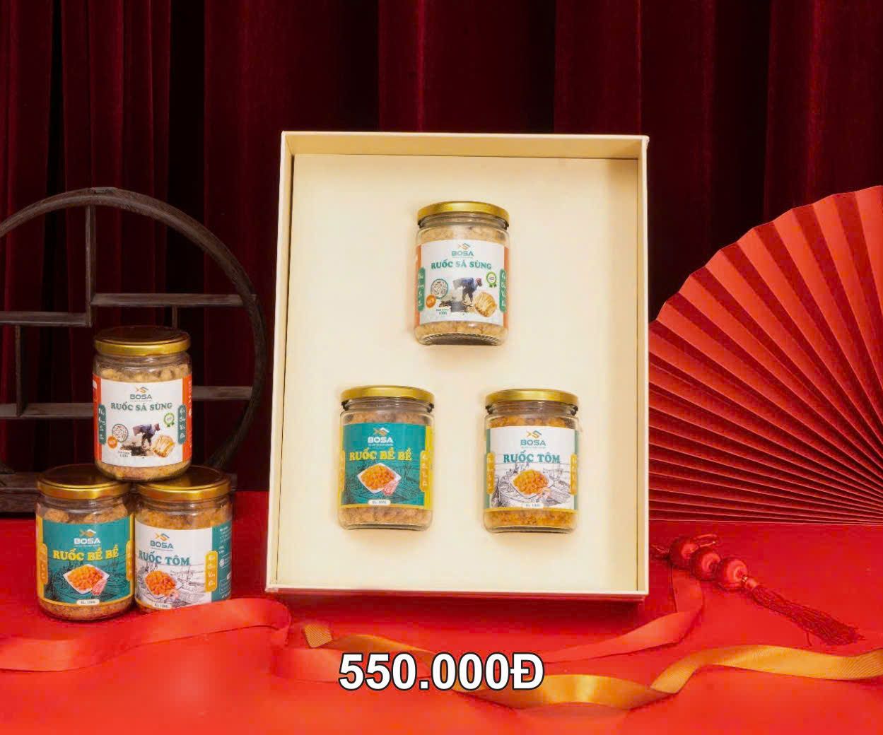 set qua tet 550 000 d