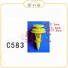 Chốt nhựa C583 dùng cho xe Ford sản xuất với độ chính xác cao