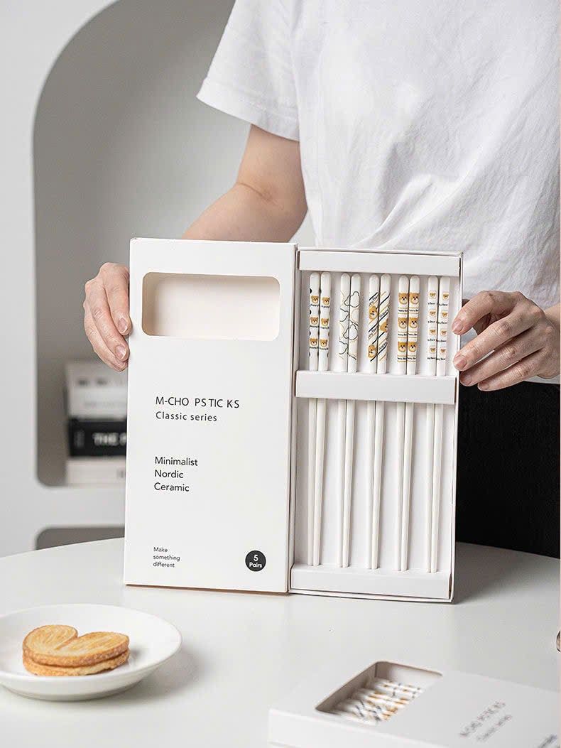  Đũa Sứ Hình Gấu 