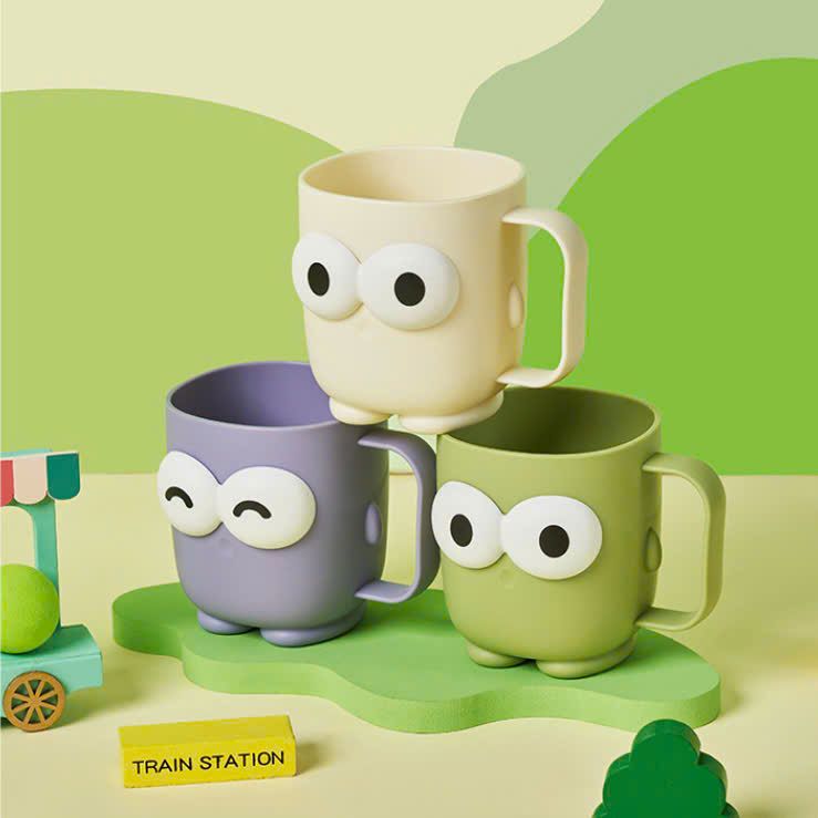  Ly Nước Súc Miêng 