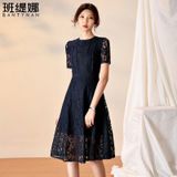  Đầm Ren Đen Họa Tiết 