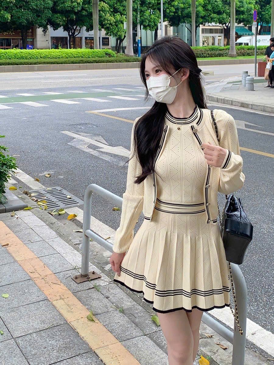  Set Chân Váy Len Trẻ Trung 