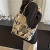 Túi Xách Vải Chuột Mickey Nữ