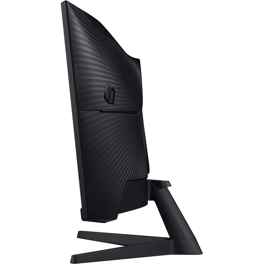 Samsung LC34G55 UltraWide 34 inch 165Hz 1ms Màn hình Samsung LC34G55 UltraWide 34 inch trong setup gaming