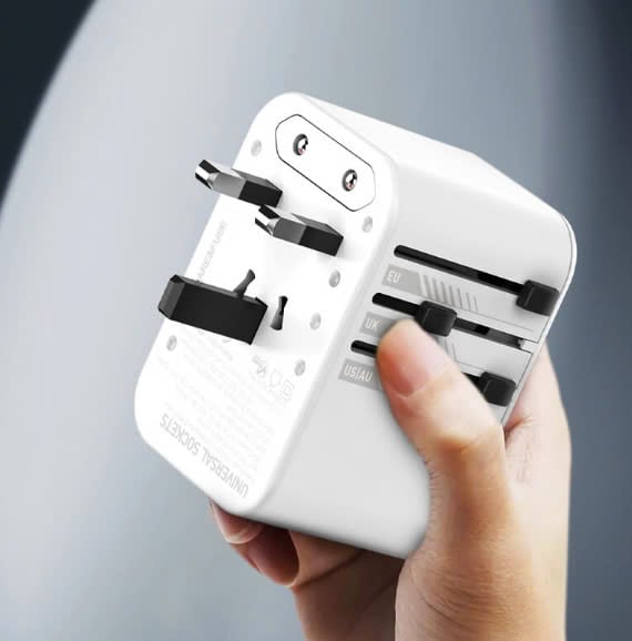 Ổ cắm điện du lịch LDNIO Z8 + Sạc 45w (2 cổng Type-C + USB)
