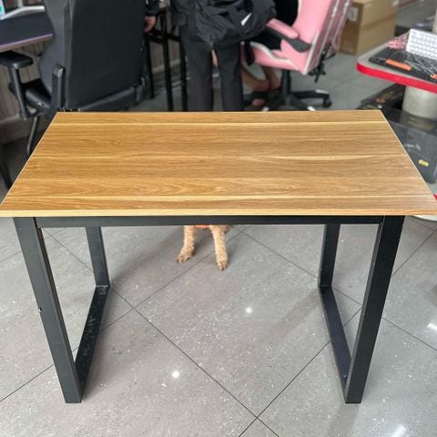 Bàn làm việc 1m*50cm cũ đẹp