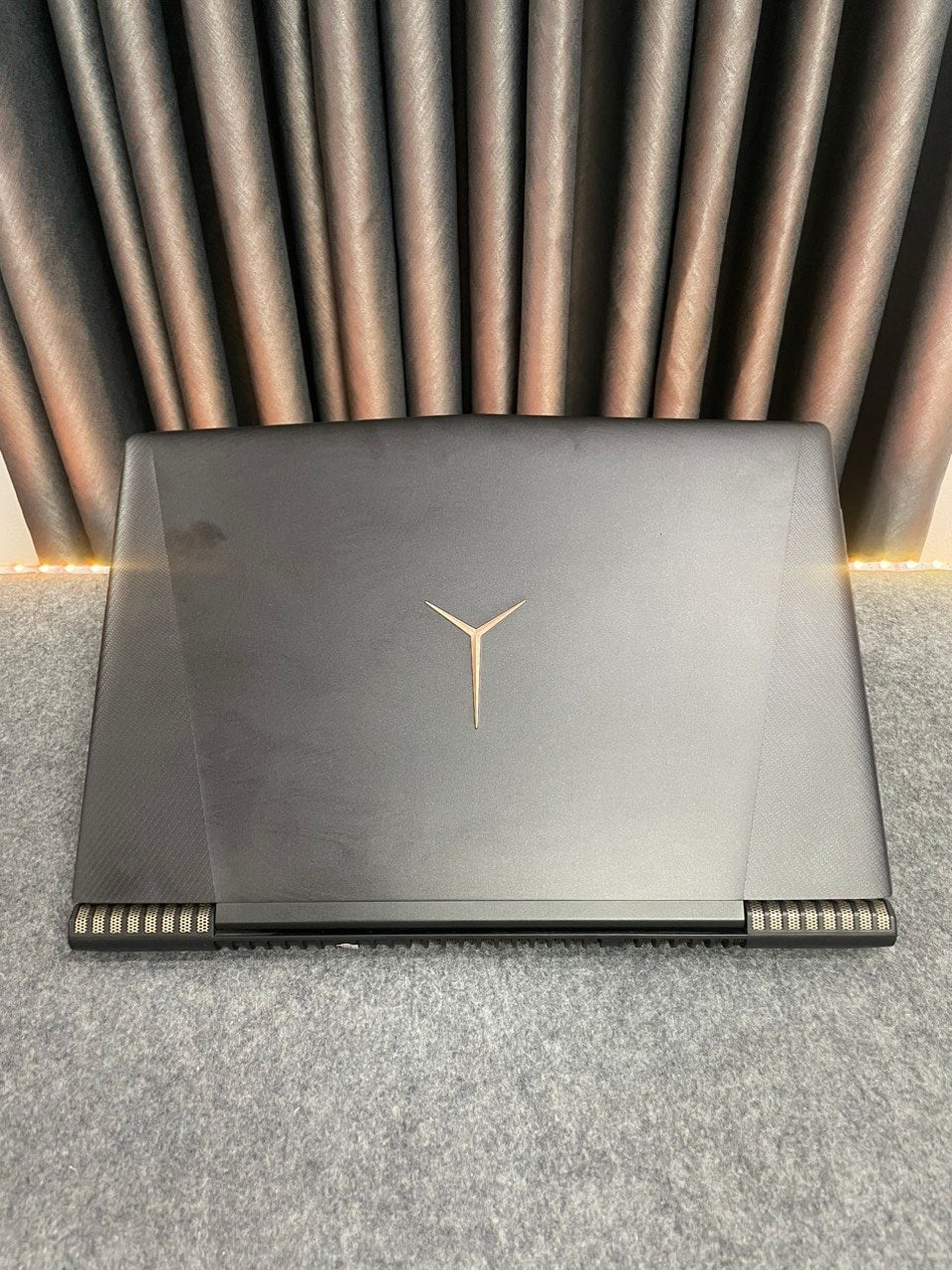 Laptop Gaming Lenovo Y520 15IKBN (i5 7300HQ/16GB/256GB/GTX 1050/15.6 inch/Full HD/IPS)