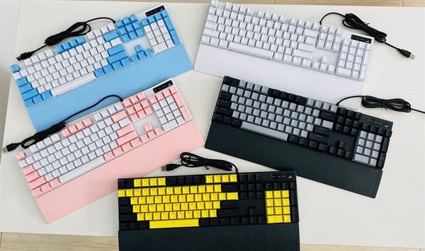Bàn phím cơ gaming SPARTAN TC3218 (Blue Switch LED Rainbow)