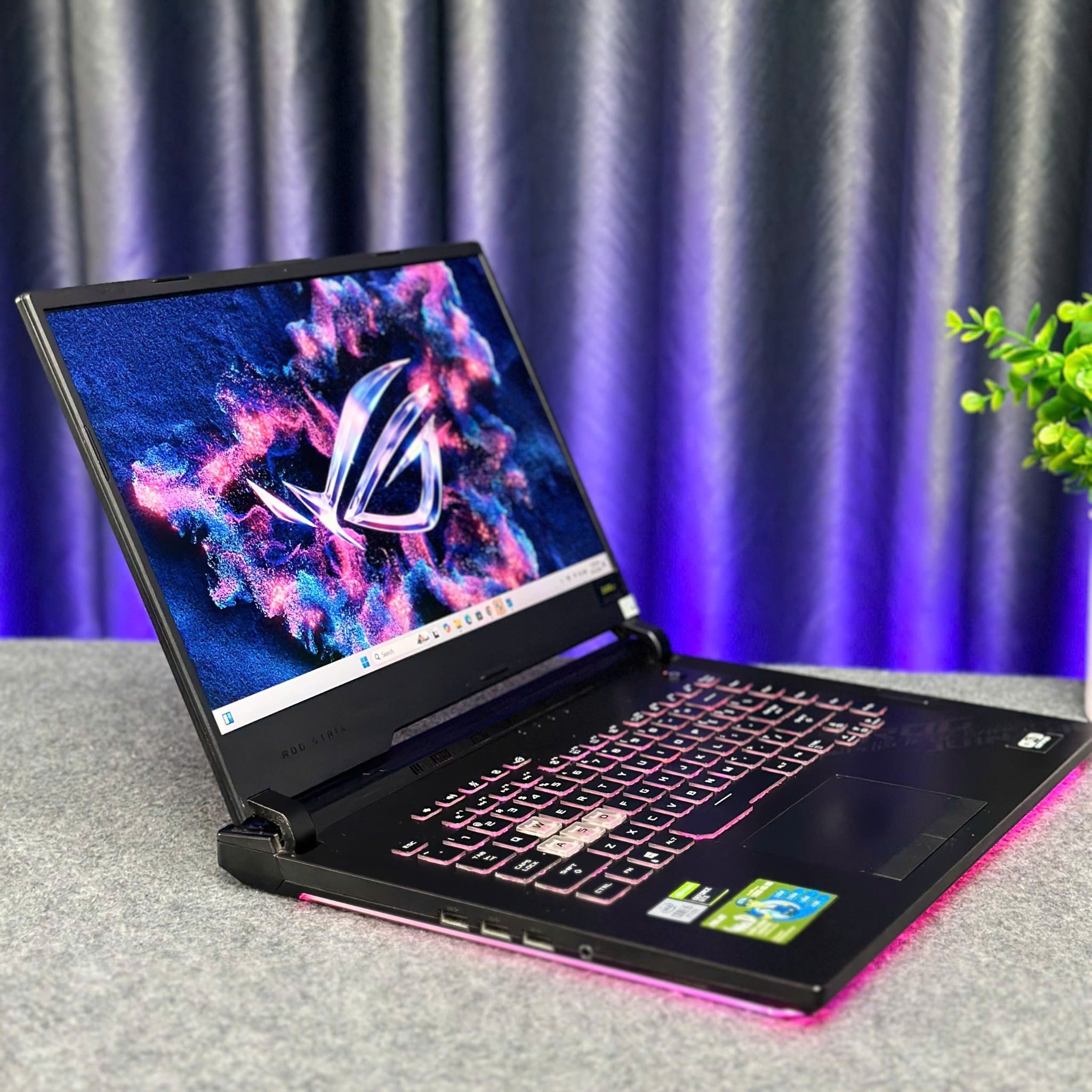 LAPTOP ASUS ROG STRIX G512 I5-10300H/16GB/SSD 512GB/GTX 1650Ti/ 15.6 inch 144HZ