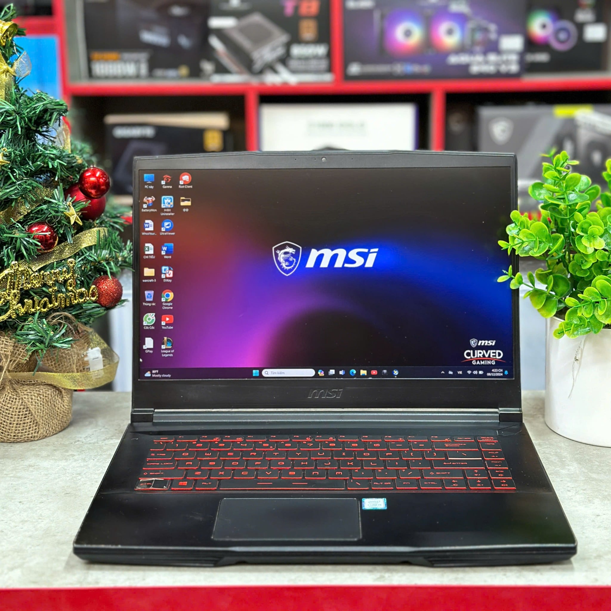Laptop MSI GF63 8RD-242VN Cũ Đẹp