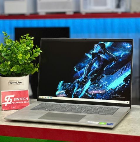 Laptop Dell Inspiron 5620 (i5-1240P/8GB/1TB SSD/15.6