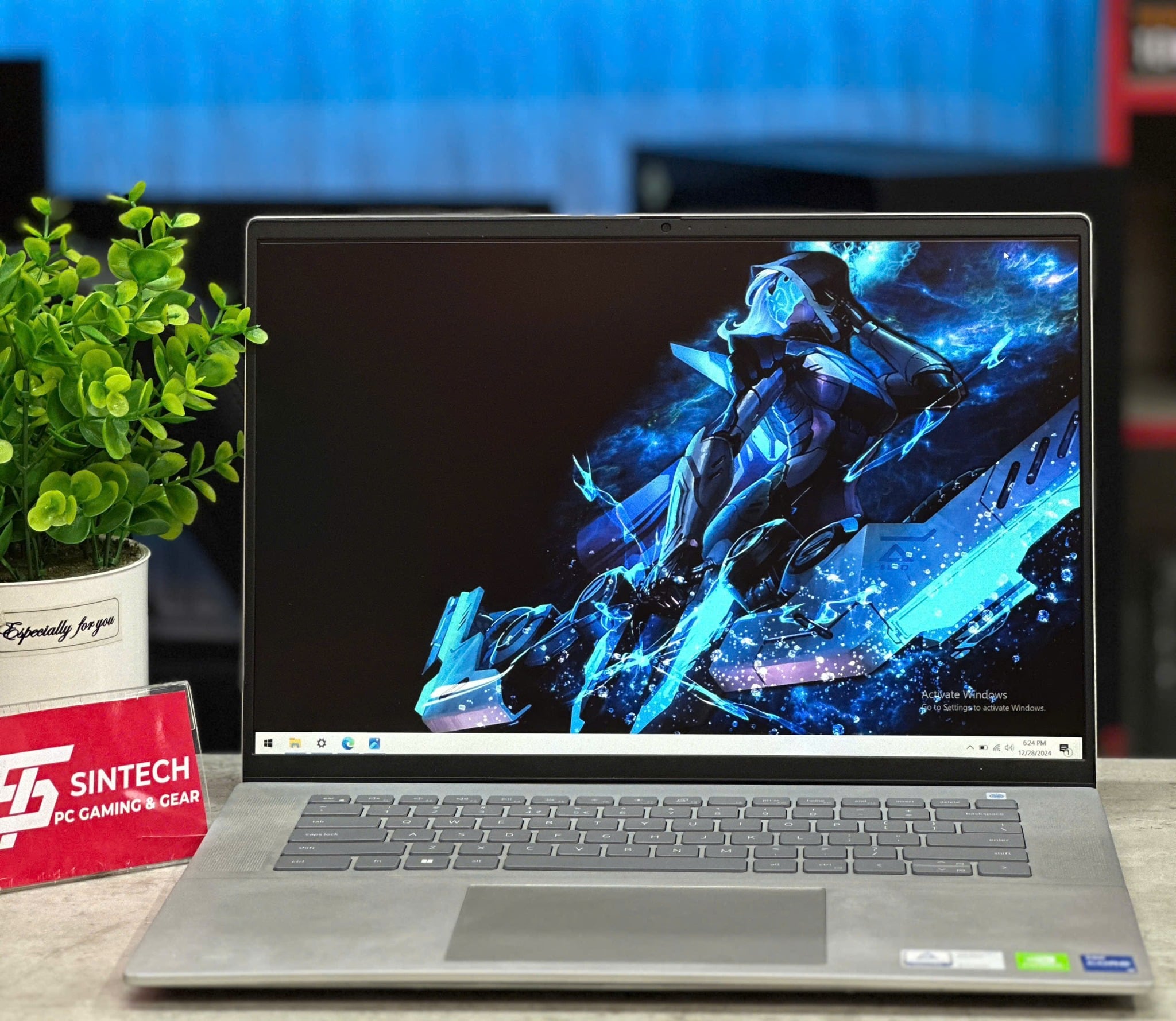 Laptop Dell Inspiron 5620 (i5-1240P/8GB/1TB SSD/15.6FHD/MX570) - Cũ Đẹp