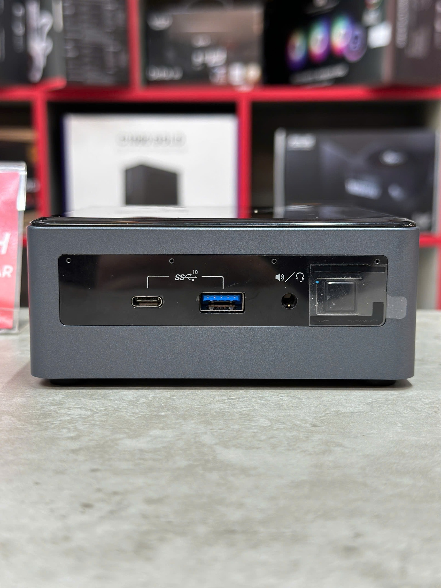 Máy tính Mini PC Intel NUC 10 BXNUC10I5FNH2 (i5-10210U/8GB/256GB/Intel UHD Graphics)
