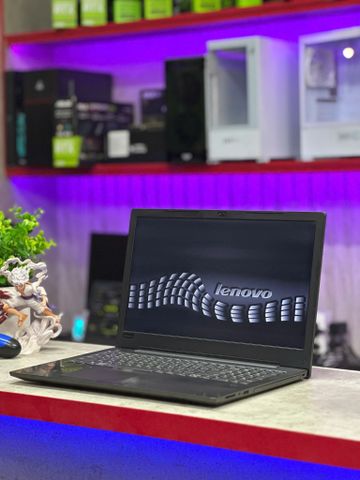 Laptop Lenovo Ideapad V330-15IKB (i5 8250U/8GB/256GB/15.6