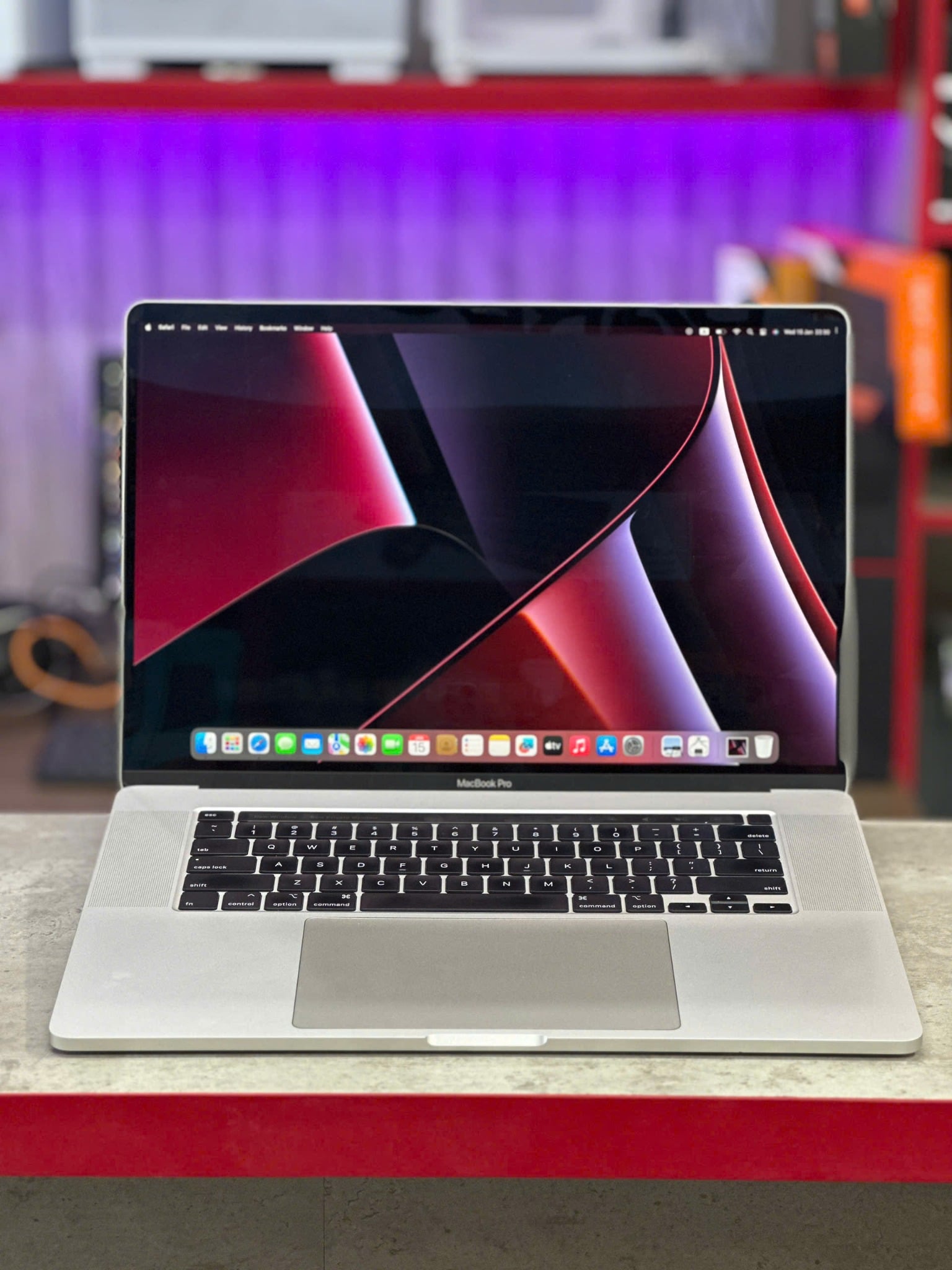 Macbook Pro Touchbar 16 inch 2019 i7 2.6Ghz (Sliver)