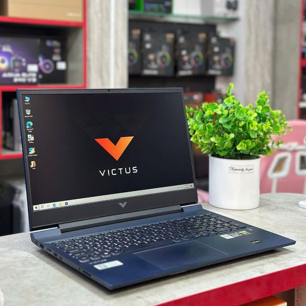 Laptop gaming HP Victus 16/AMD Ryzen™ 5 6600H/16GB/SSD256GB/16.1 inch/144Hz/ RTX™ 3050