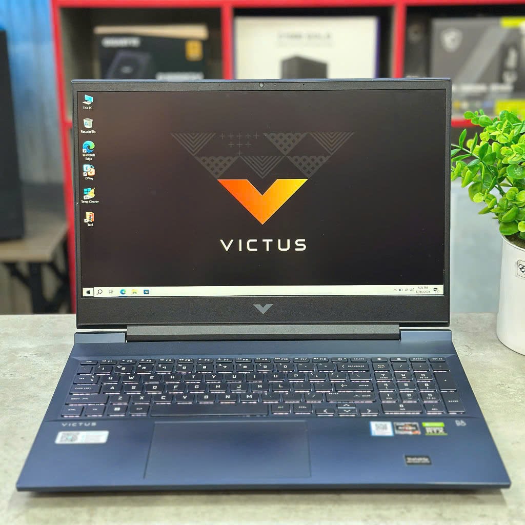 Laptop gaming HP Victus 16/AMD Ryzen™ 5 6600H/16GB/SSD256GB/16.1 inch/144Hz/ RTX™ 3050