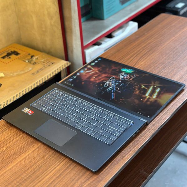 Laptop MSI Modern 15 A5M-237VN (Ryzen 7 5700U, Radeon Graphics, Ram 8GB DDR4, SSD 512GB, 15.6 Inch IPS FHD)