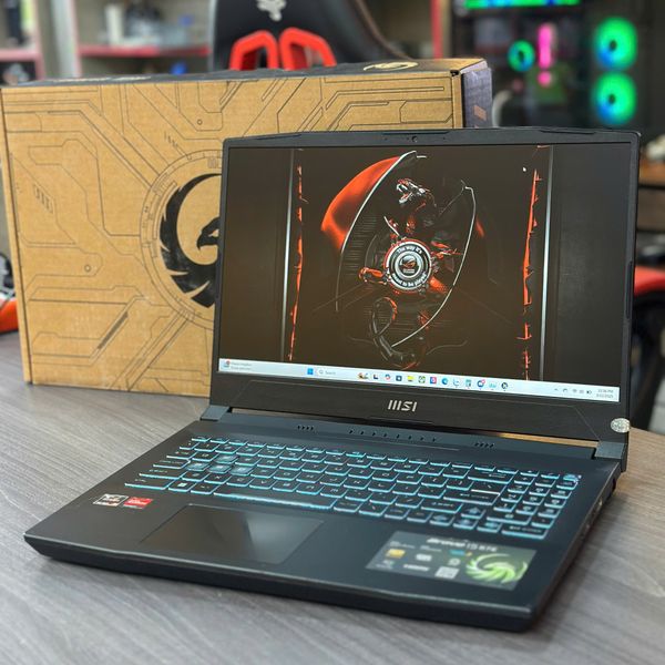Laptop MSI Gaming Bravo 15 B7ED R5 7535HS/16GB/512GB/4GB RX6550M/144Hz