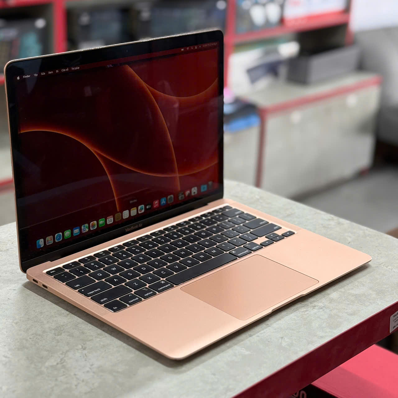 MacBook Air 2020 13 inch Core i5 8GB RAM 512GB SSD