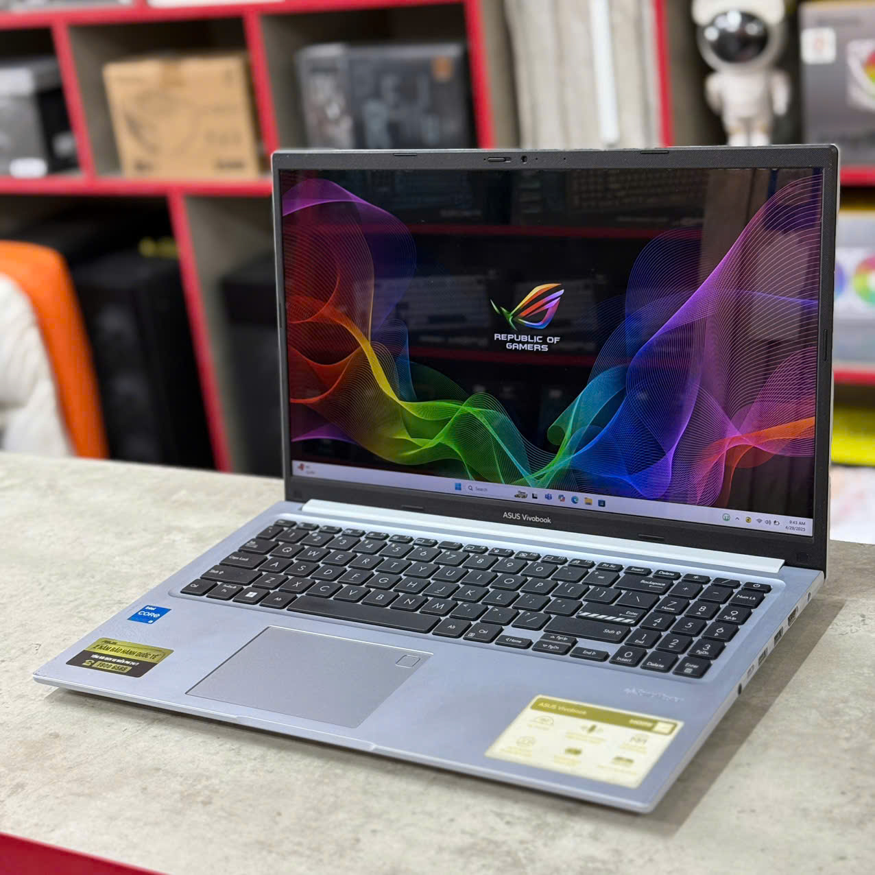 Laptop ASUS Vivobook 15 X1502ZA-BQ127W (i5 1240P/8GB/512GB/15.6"/Full HD)