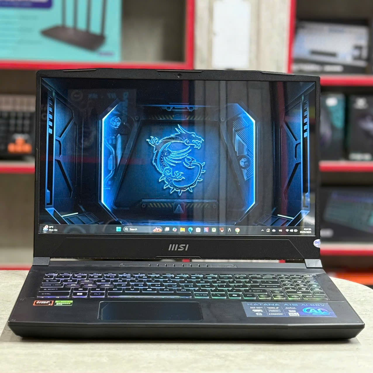 Laptop MSI Gaming Katana A15 AI B8VE-402VN R7 8845HS/16GB/512GB/15.6"FHD/RTX4050 6GB/Win 11