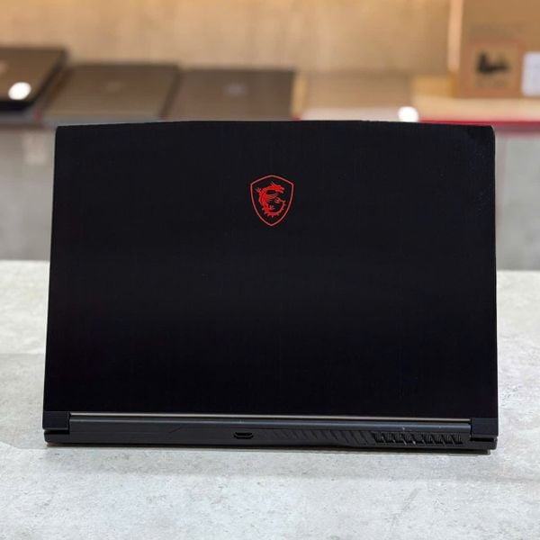 Laptop Gaming MSI GF63 Thin 9SC (i5 9300H/GTX 1650/16GB/512GB/15.6″ FHD)