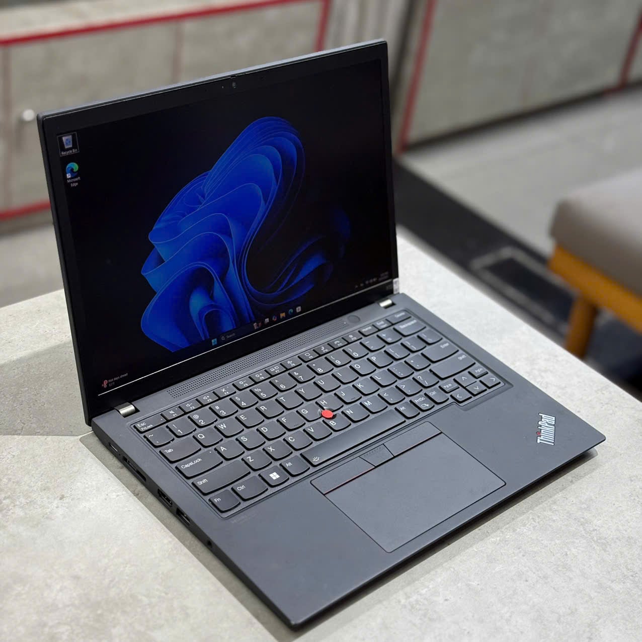 Laptop LENOVO Thinkpad X13 GEN 2 (i7-1185G7/16GB/256GB/13.3" WQXGA)