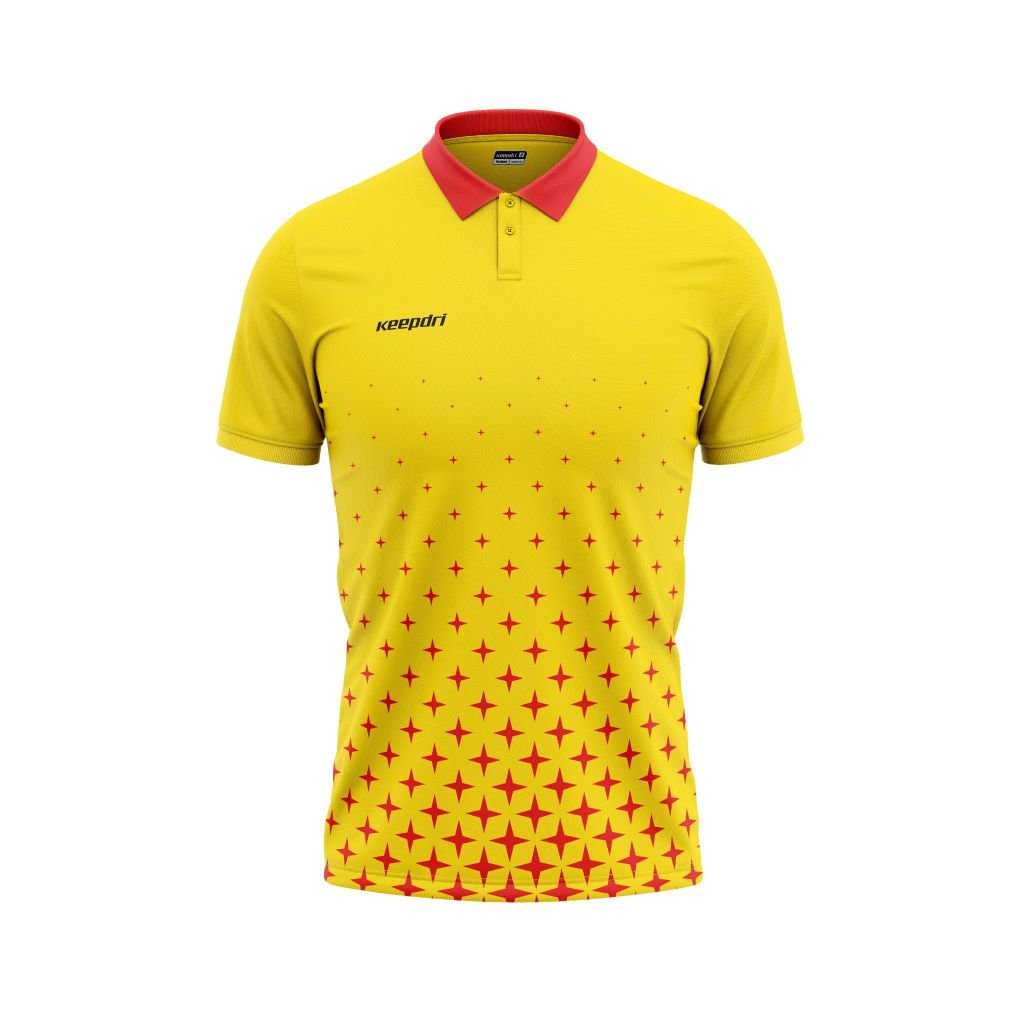 Áo thun đồng phục polo vàng phối họa tiết ngôi sao đỏ
