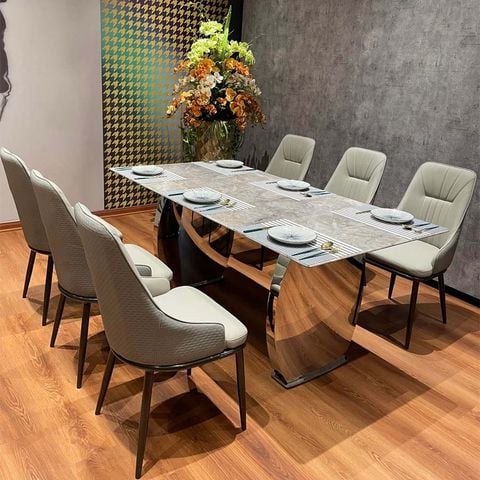 Bàn ăn mặt đá chống trầy, độ bền cao