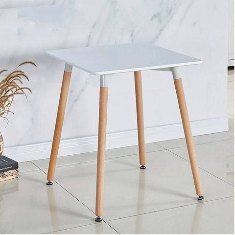 Bàn cafe vuông chân gỗ, thiết kế hiện đại, sang trọng